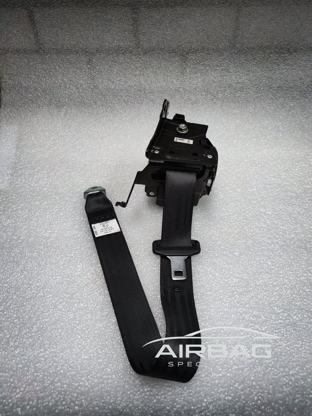 Mazda CX-5 gordelspanner Rechts achter/Rear Right BGJ620147J, Gebruikt, -, -, Ophalen of Verzenden