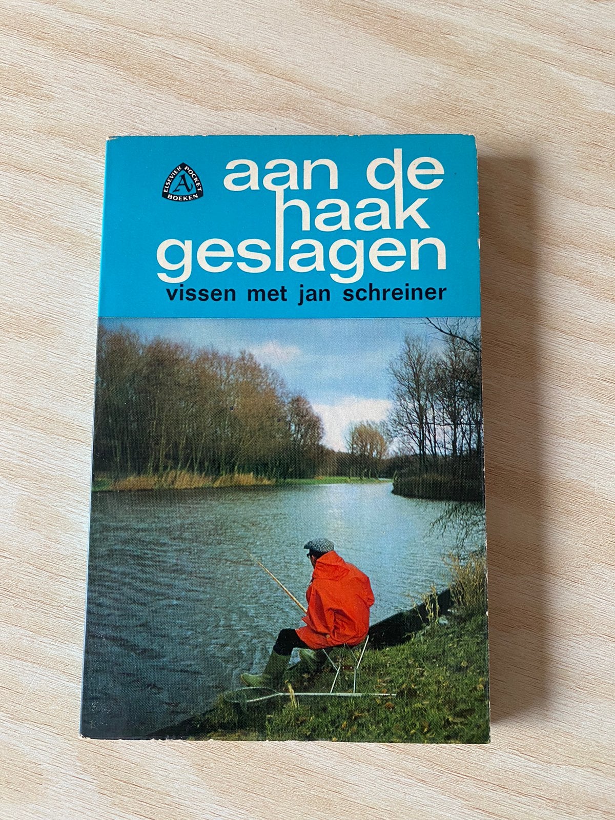 Aan de haak geslagen, vissen met Jan Schreiner, Ophalen of Verzenden, Zo goed als nieuw, Boek of Tijdschrift