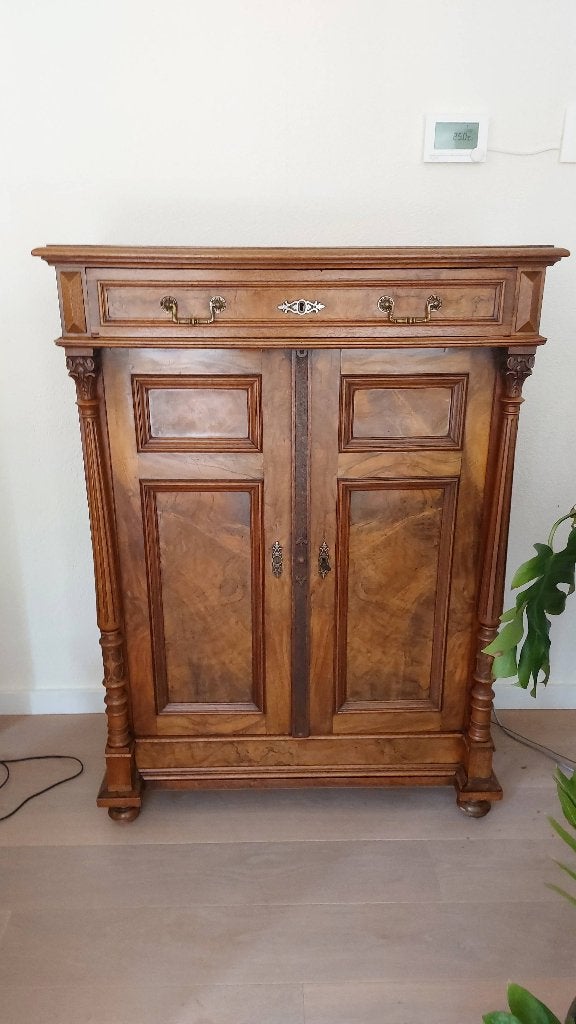 Antieke meidenkast of dressoir, Huis en Inrichting, Gebruikt, Met lade(s), 50 tot 100 cm, 25 tot 50 cm