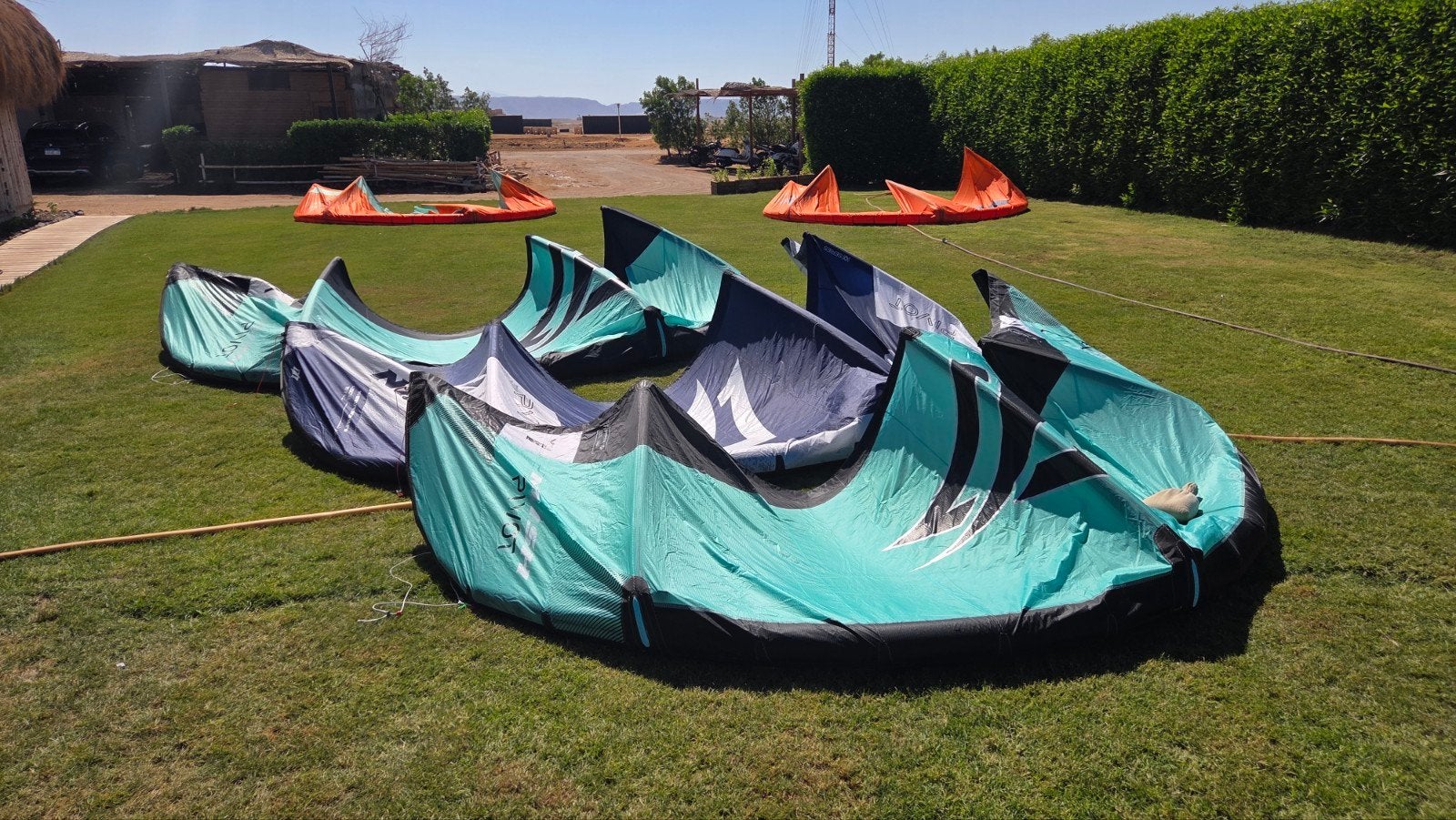 Naish Pivot 7m, 9m, 11m (set of los), 9 m², Geen board, Ophalen of Verzenden, Zo goed als nieuw