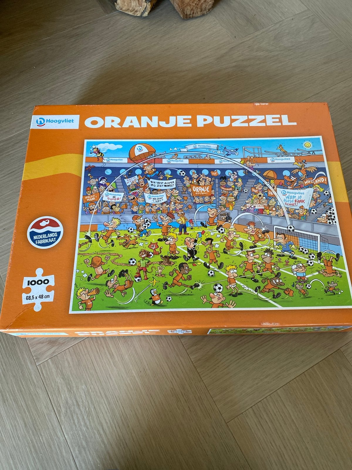 Hoogvliet Oranje Puzzel 1000 stukjes - Voetbalstadion, Ophalen, 500 t/m 1500 stukjes, Zo goed als nieuw, Legpuzzel