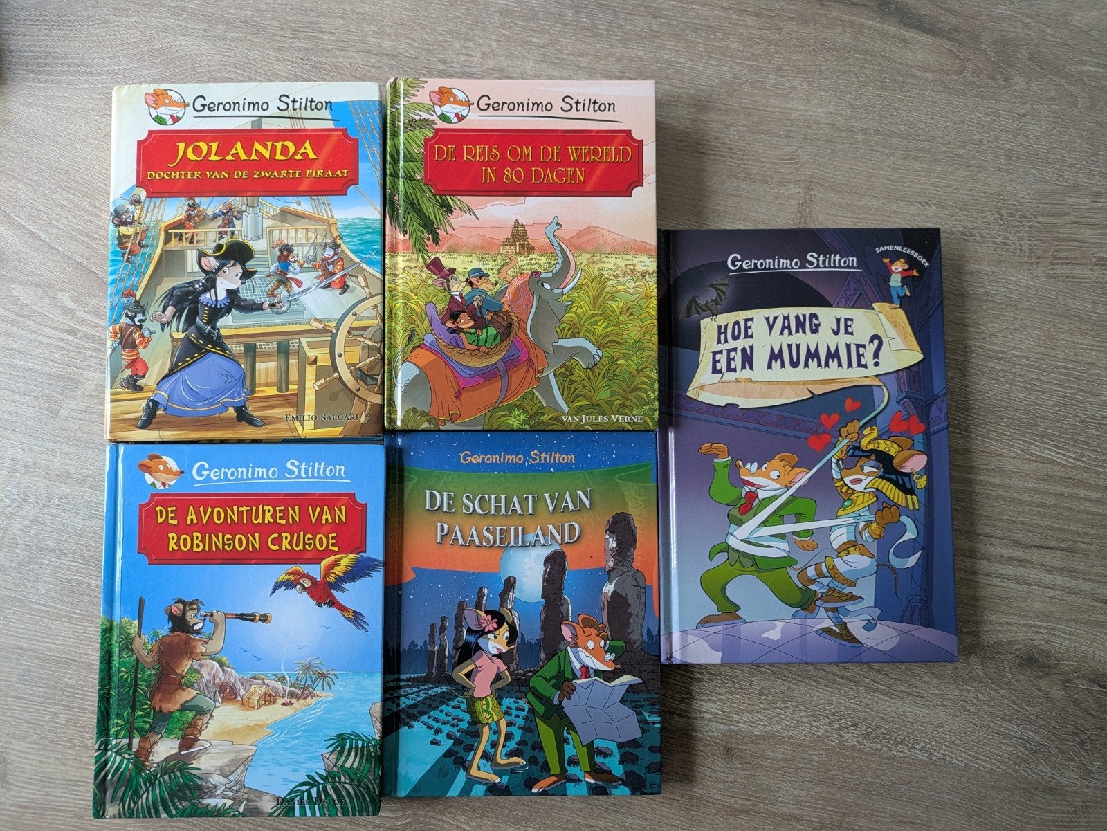 Geronimo Stilton boeken 5 stuks, Ophalen of Verzenden, Gelezen, Geronimo Stilton, Fictie algemeen