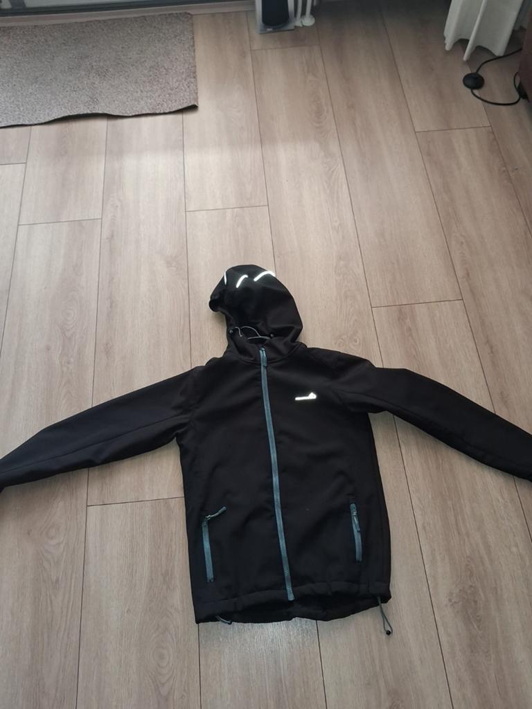 Mountain Peak Softshell Jas Zwart Maat 164, Zwart, Overige maten, Ophalen of Verzenden, Zo goed als nieuw