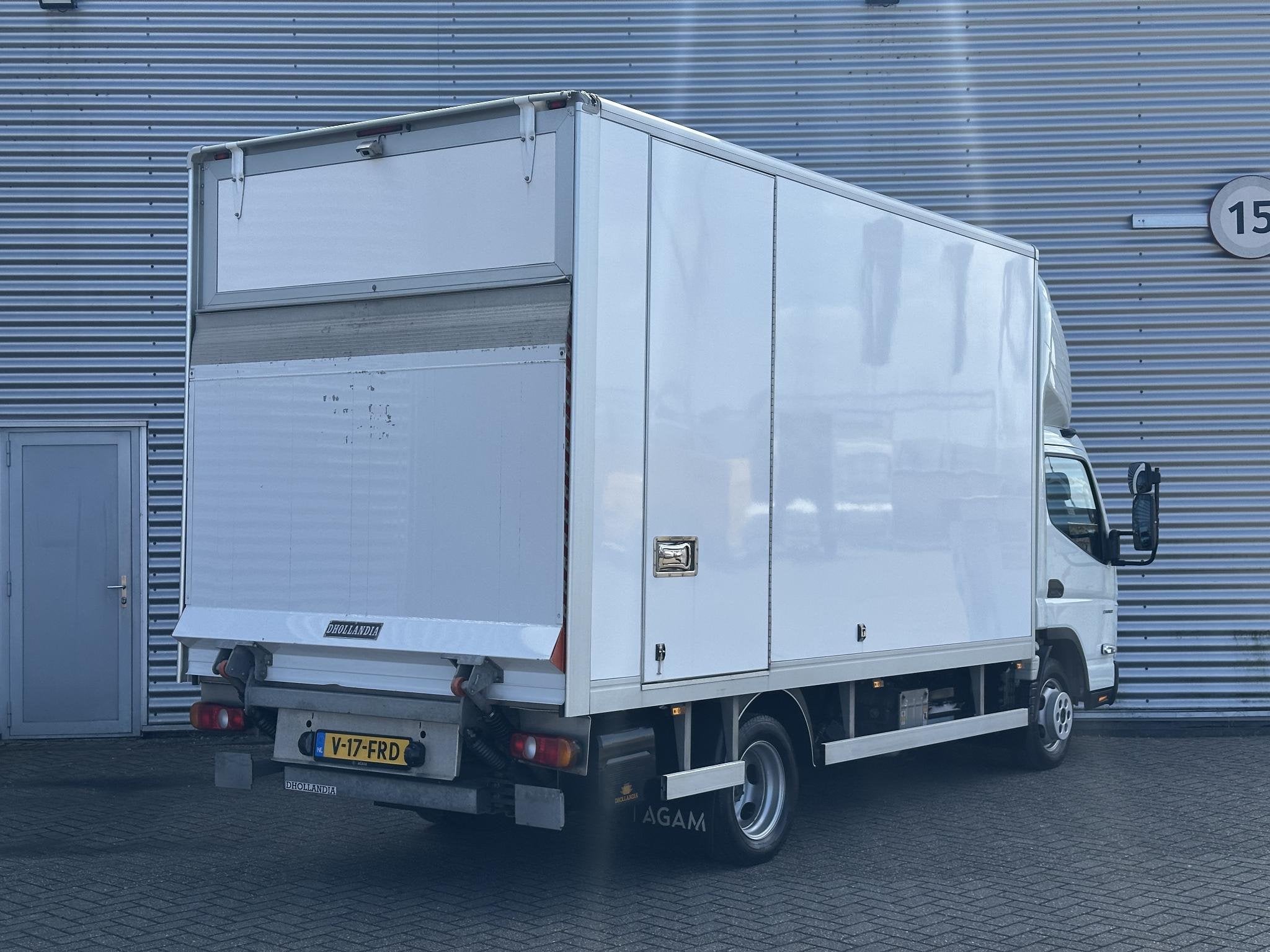 FUSO Canter 3C15 Bakwagen-Laadklep Automaat Airco, Auto's, Automaat, 2943 kg, Gebruikt, Euro 6
