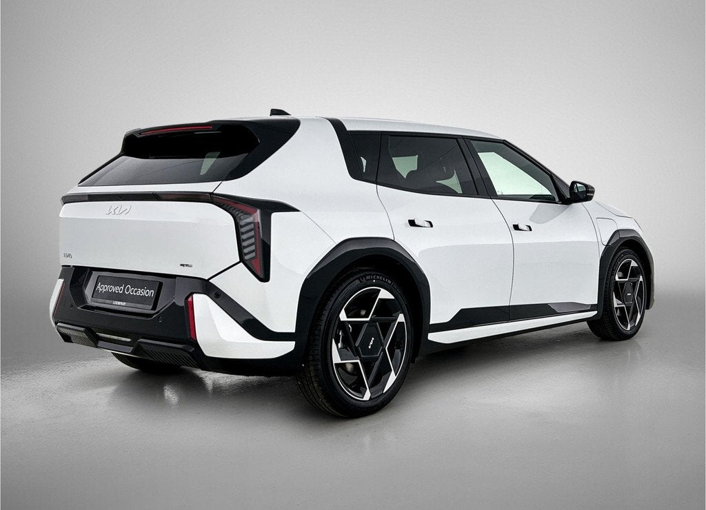 Kia EV4 GT-Line Business Edition 81.4 kWh Stoel en stuurverw, Auto's, Kia, 510 min, Zwart, 33 min, Wit
