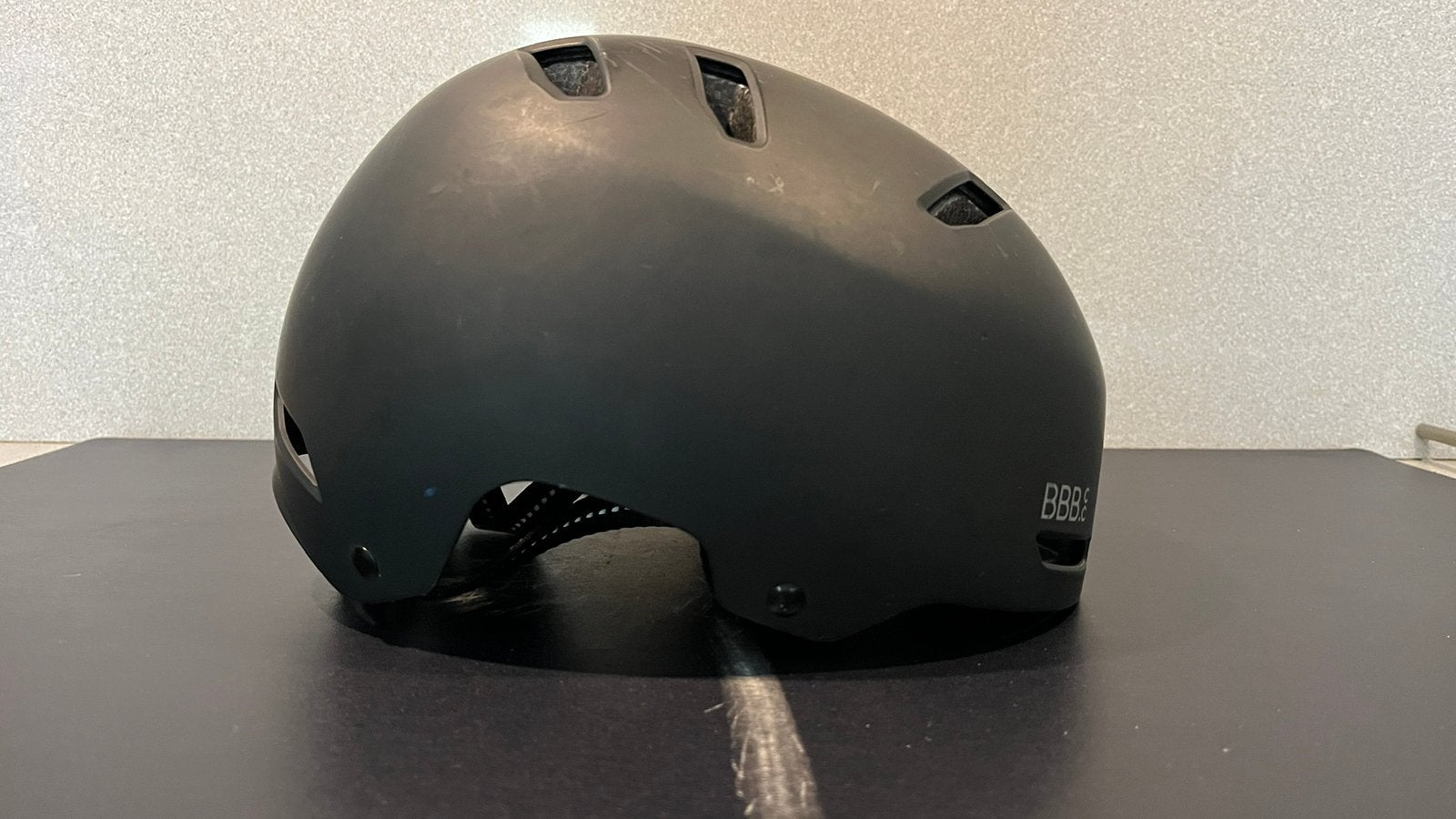 BBB Helm Wave BHE-150 gebruikt maar in goede staat, Fietsen en Brommers, Fietsaccessoires | Fietshelmen, Ophalen of Verzenden