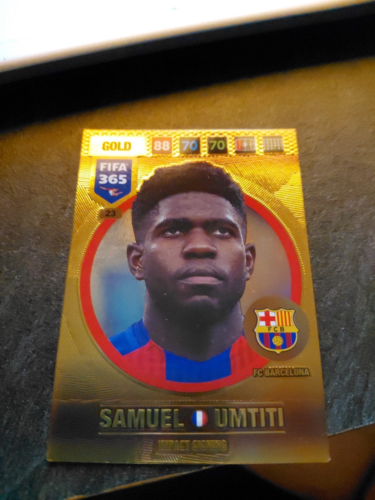 FIFA 365 Impact Signing Samuel Umtiti, Ophalen of Verzenden, Zo goed als nieuw, Buitenlandse clubs, Poster, Plaatje of Sticker