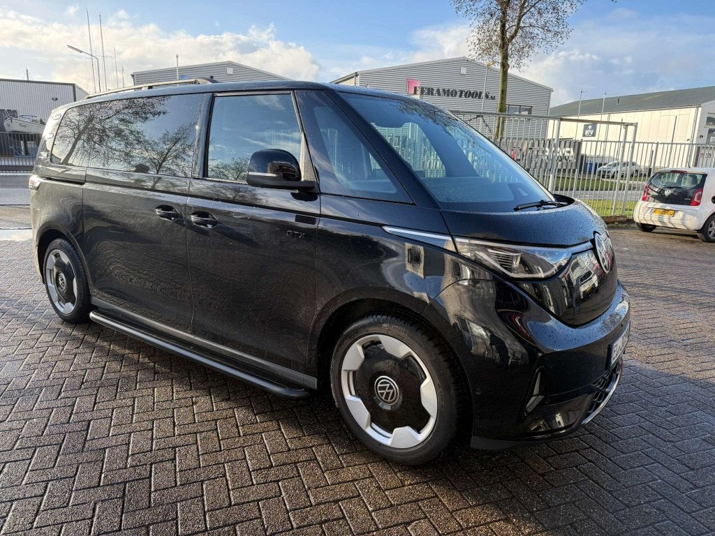 Volkswagen ID BUZZ Sidebars met rvs trede Zwart, Niet ingevuld, Niet ingevuld, Niet ingevuld