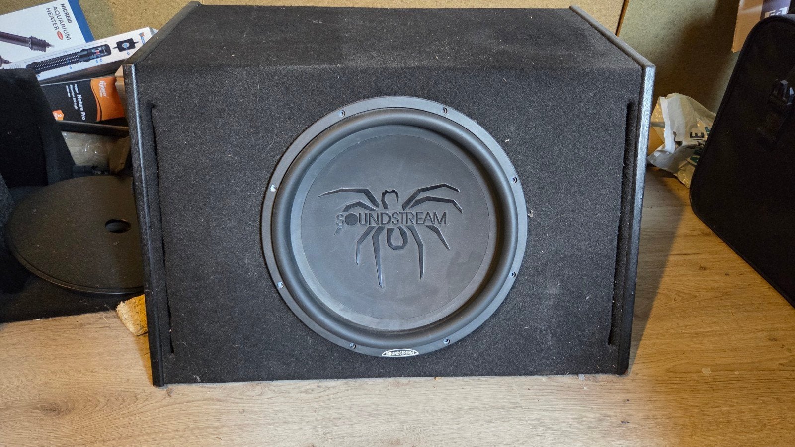 Groundzero/Soundstream versterker/subwoofer, Gebruikt, Subwoofer, 120 watt of meer, Ophalen