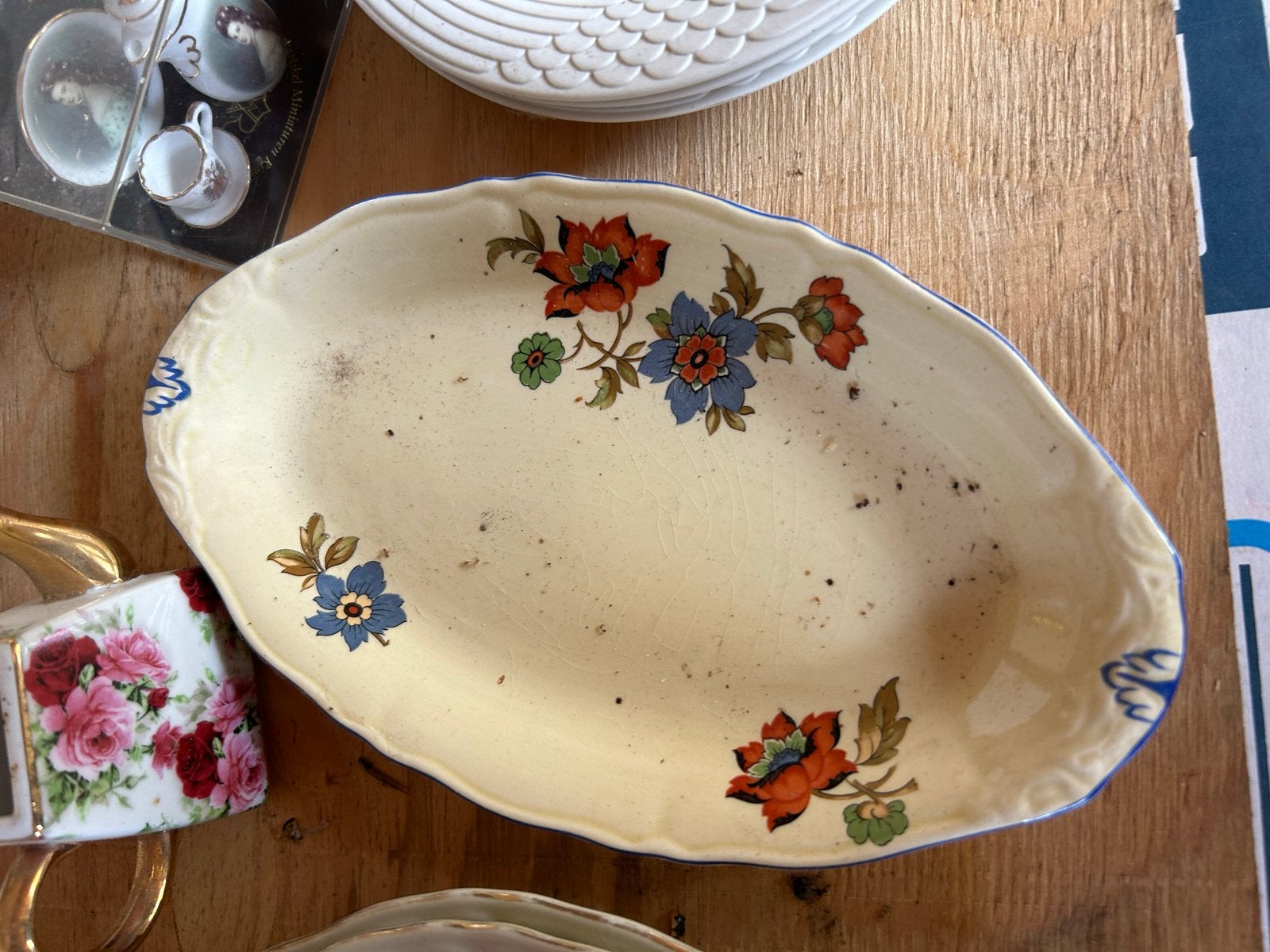 Vintage Royal Venton Ware schaal met bloemmotief, Ophalen of Verzenden
