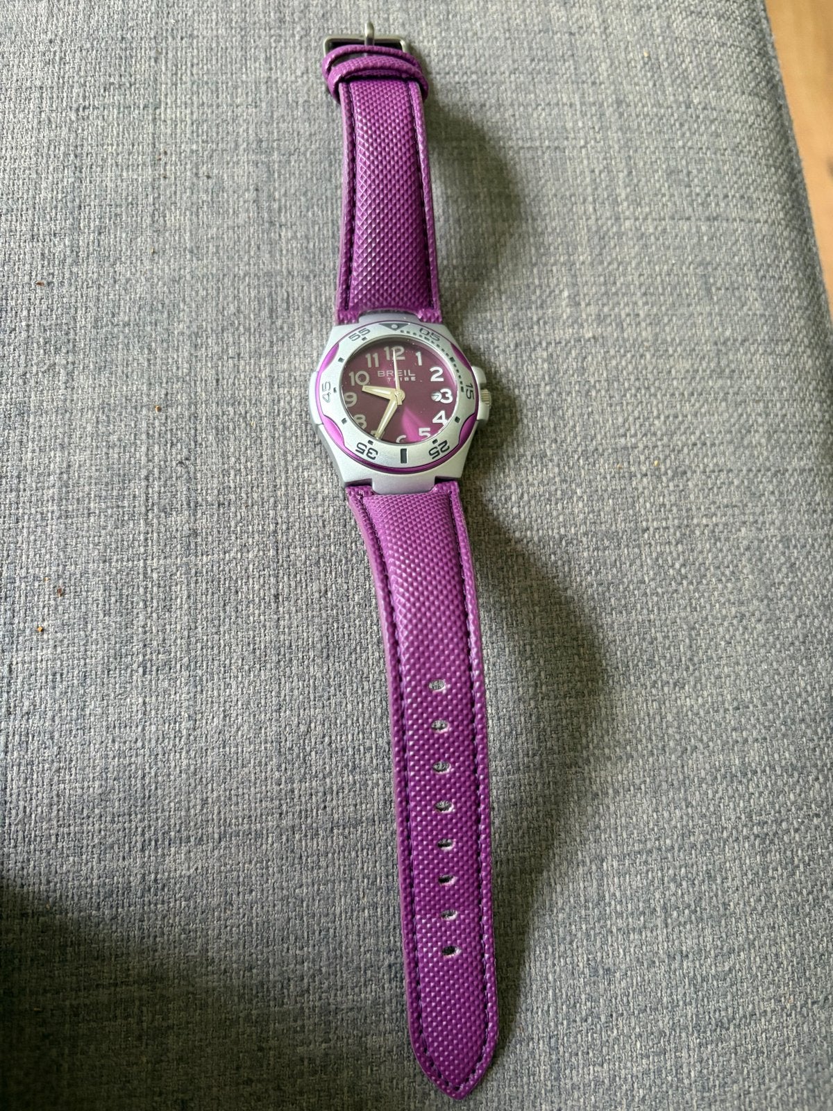 Breil EW 0290 Dameshorloge Paars, Sieraden, Tassen en Uiterlijk, Horloges | Dames, Overige materialen, Polshorloge, Kunststof