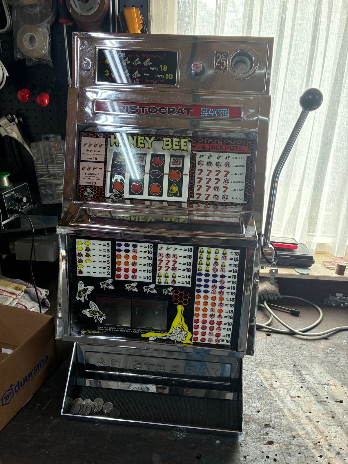 Aristocrat Elite Honey Bee Gokkast - Vintage Casino Plezier, Verzamelen, Overige munten, Ophalen, Zo goed als nieuw, Met sleutels