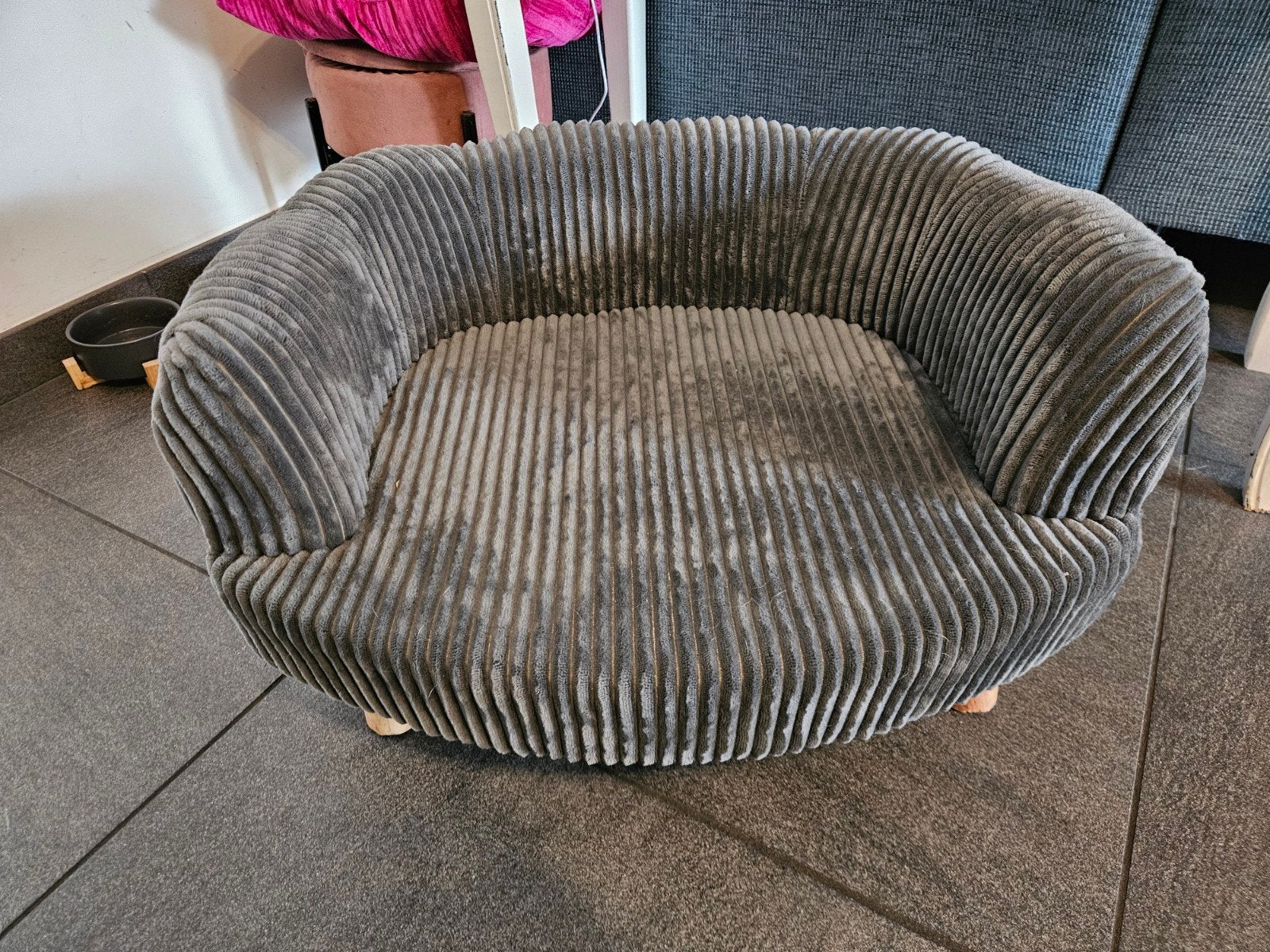 honden / kattenbank 60x35, Ophalen of Verzenden, Zo goed als nieuw, Riet