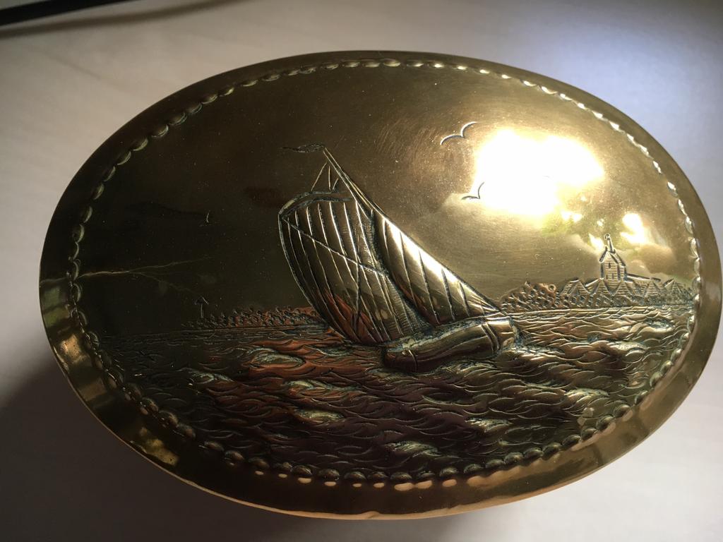 Koperen theedoosje van Friesche Koper kunst, Antiek en Kunst, Antiek | Koper en Brons, Ophalen, Koper