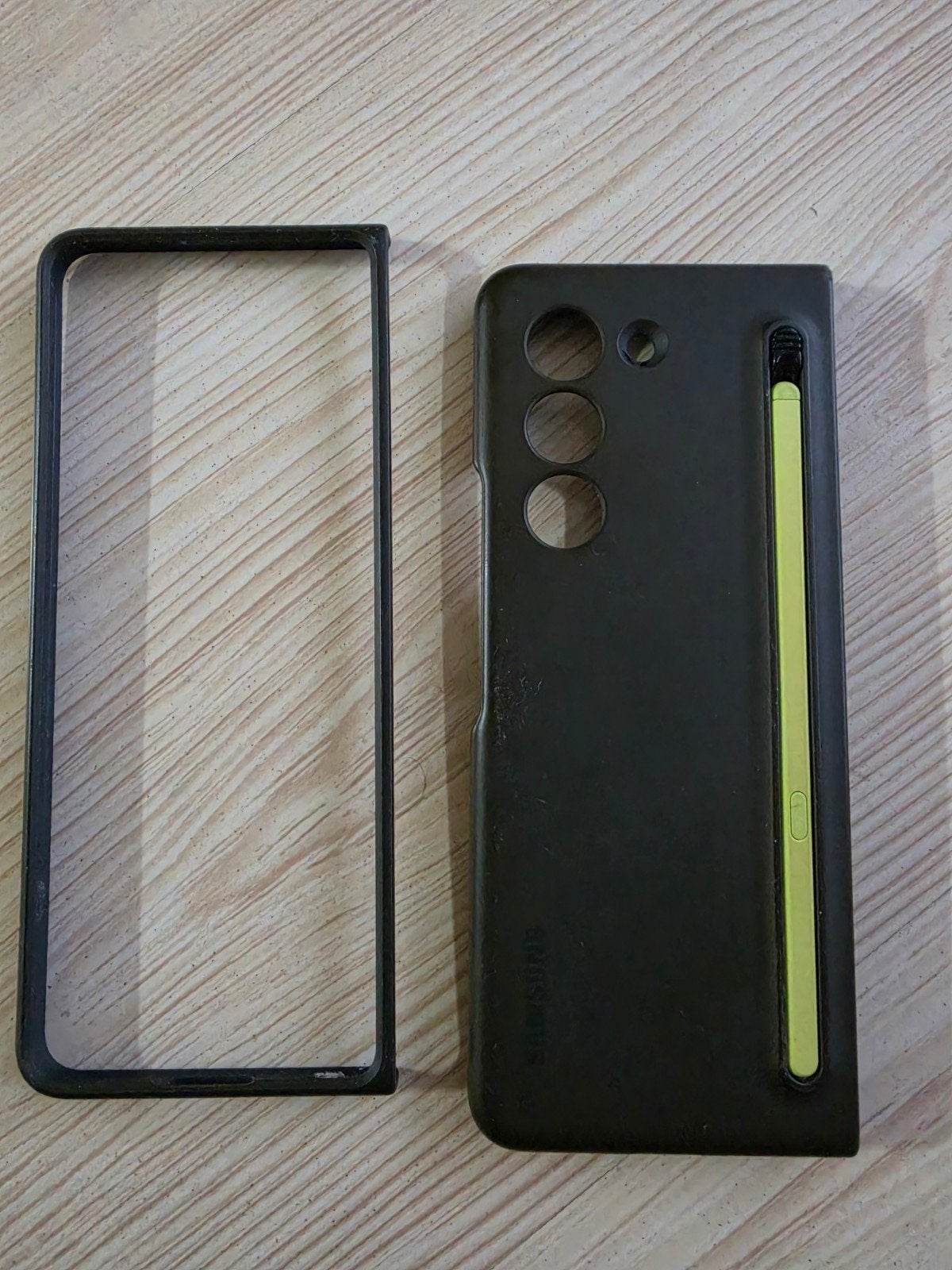 Samsung Galaxy Z Fold 5 Hoesje met S Pen Houder, Ophalen of Verzenden, Zo goed als nieuw, Hoesje of Tasje