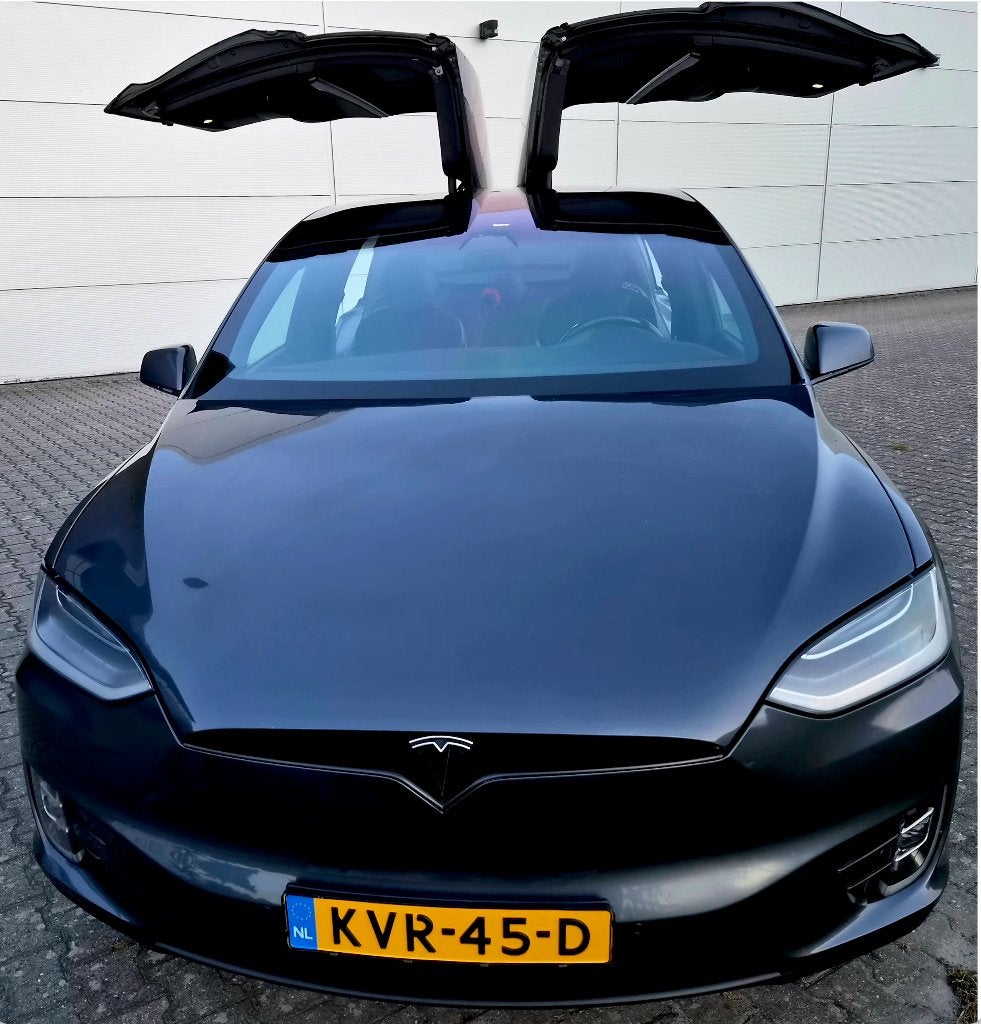 Tesla Model X 2017 Grijs, Auto's, Automaat, Model X, Zwart, 2374 kg