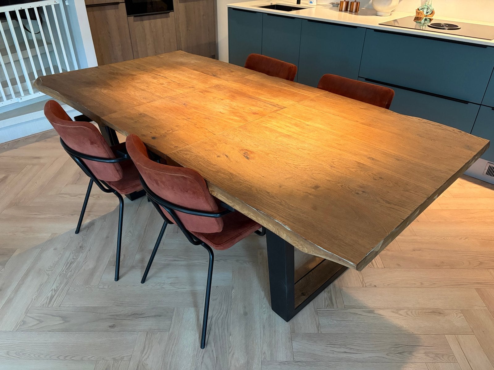 Uitschuifbare eettafel Henders & Hazel U-poten houtinleg, Huis en Inrichting, Ophalen, Gebruikt, 100 tot 150 cm, 200 cm of meer