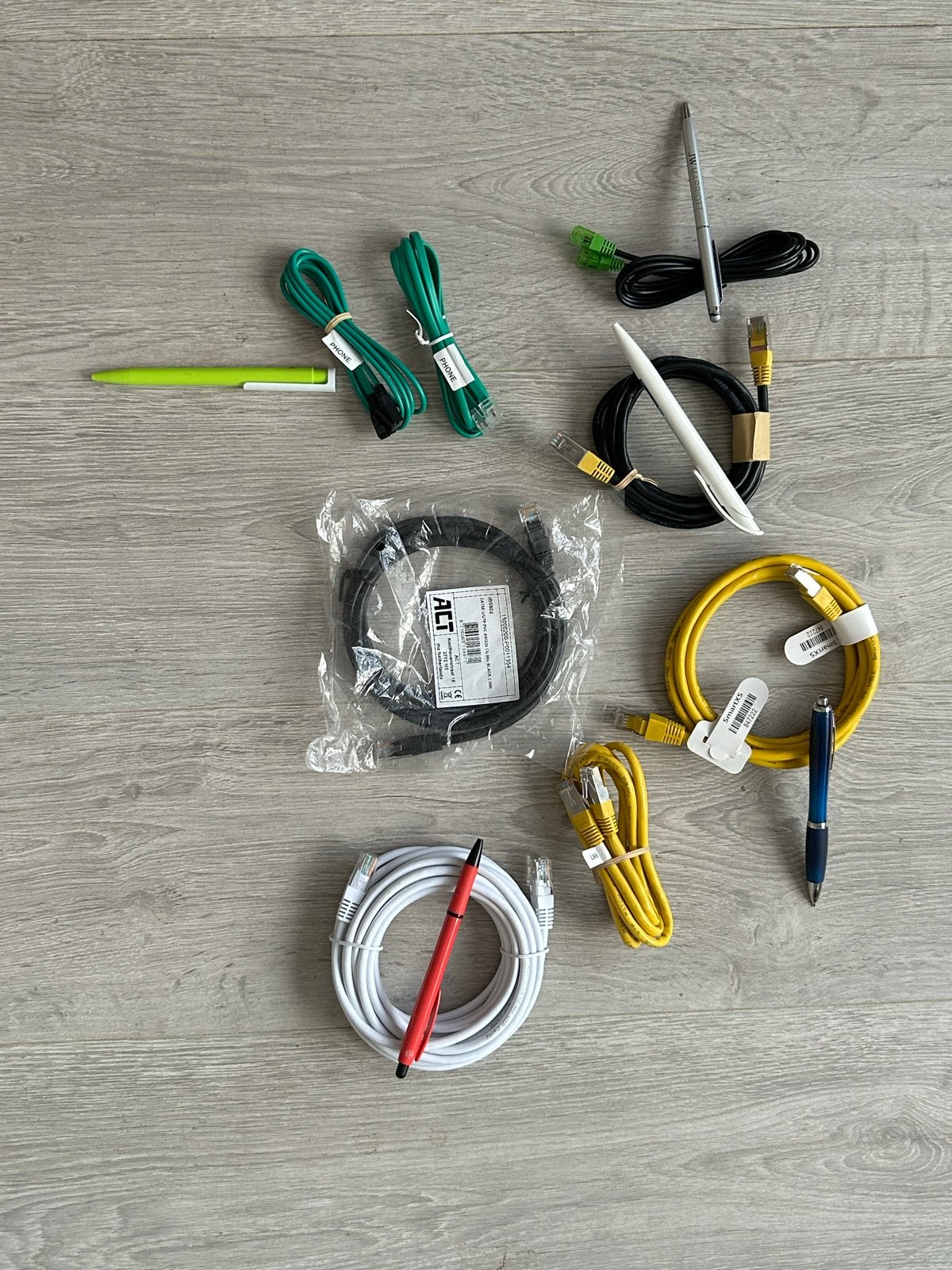 Diverse netwerkkabels en adapter, Verzenden, Nieuw