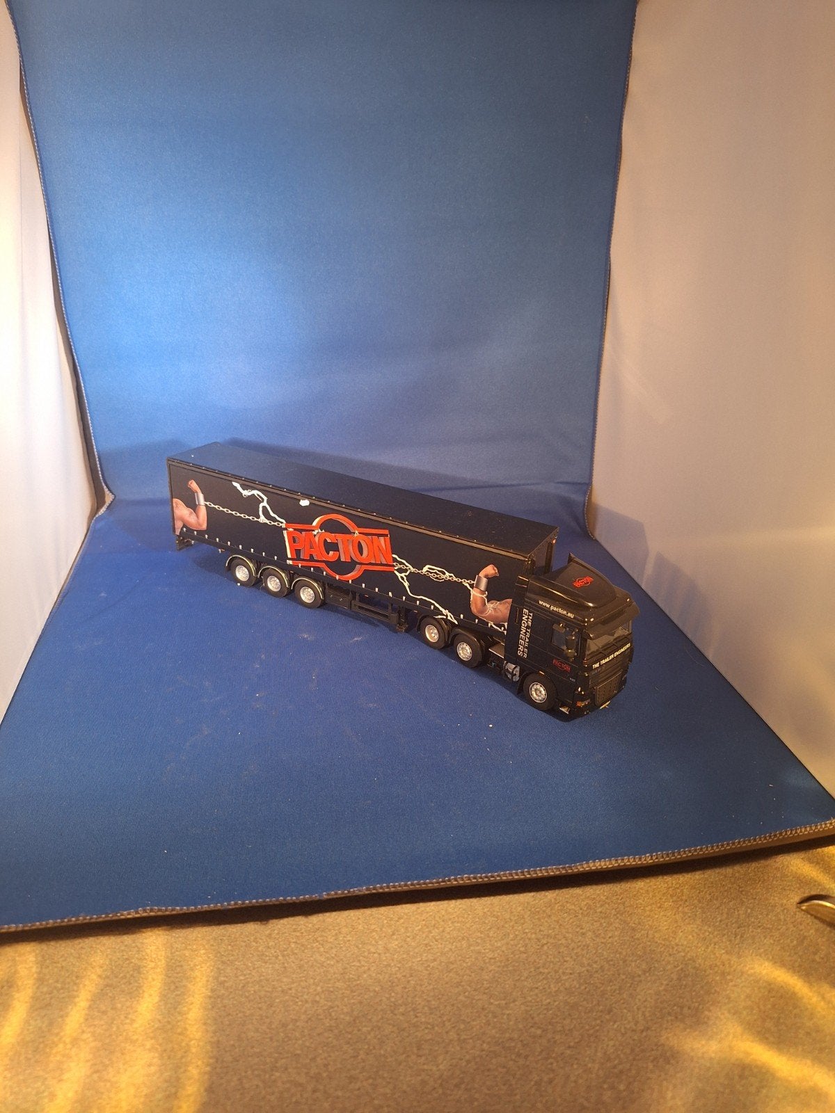 WSI DAF XF105 Space Cab Pacton trailers, ., Ophalen of Verzenden, Zo goed als nieuw, .
