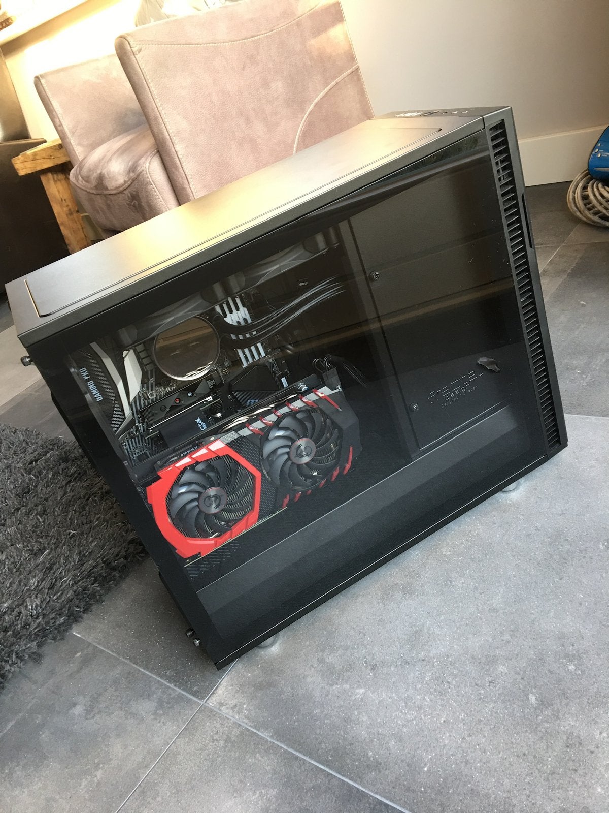 Game pc zelfbouw, Computers en Software, Desktop Pc's, Zo goed als nieuw, 4 Ghz of meer, SSD, 32 GB, Met videokaart, Met monitor