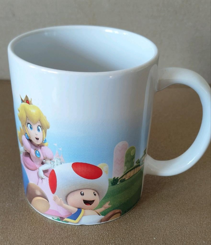 2020 NINTENDO BEKER SUPER MARIO*LUIGI*TOAD*PEACH, Verzenden, Overige typen, Zo goed als nieuw, Overige stijlen