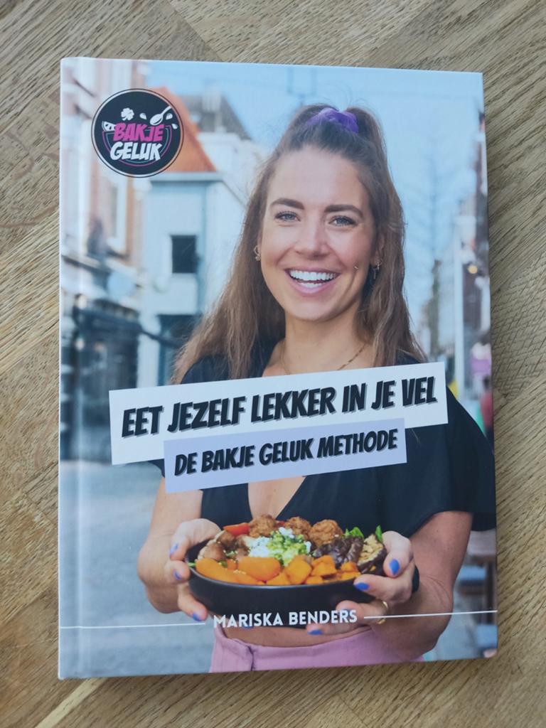 EET JEZELF LEKKER IN JE VEL, DE BAKJE GELUK METHODE., Boeken, Dieet en Voeding, Mariska Benders, Ophalen of Verzenden, Zo goed als nieuw