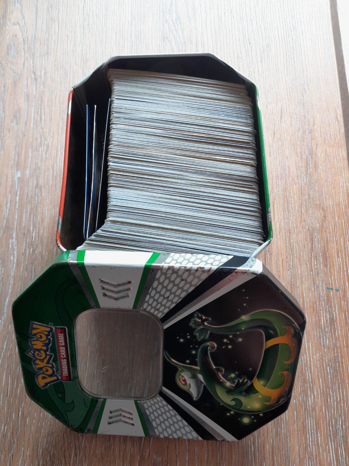 Pokémon kaarten in tin box - Grote verzameling, Ophalen of Verzenden, Gebruikt, Meerdere kaarten