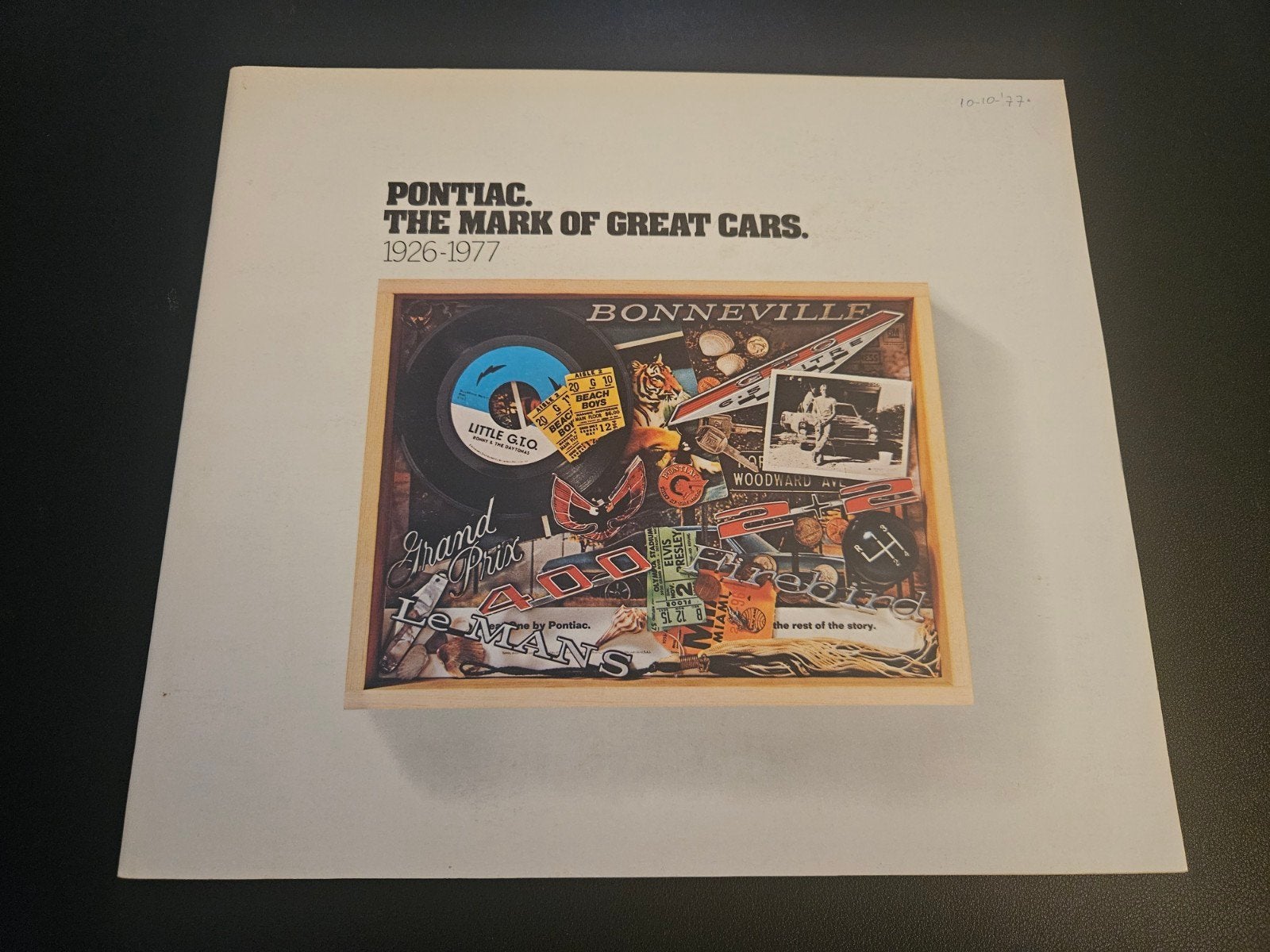 Brochure Pontiac 1977 USA, Boeken, Ophalen of Verzenden, Zo goed als nieuw, Overige merken
