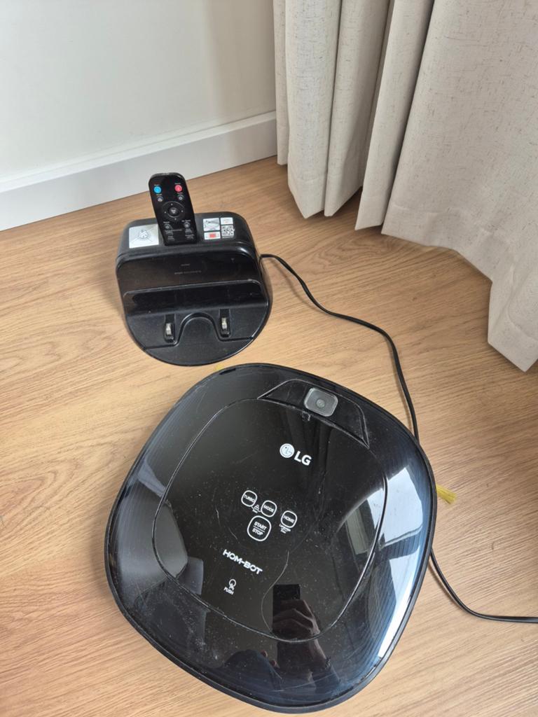 Robotstofzuiger LG VR6461LV met Laadstation, Witgoed en Apparatuur, Stofzuigers, Ophalen, Robotstofzuiger, Minder dan 1200 watt