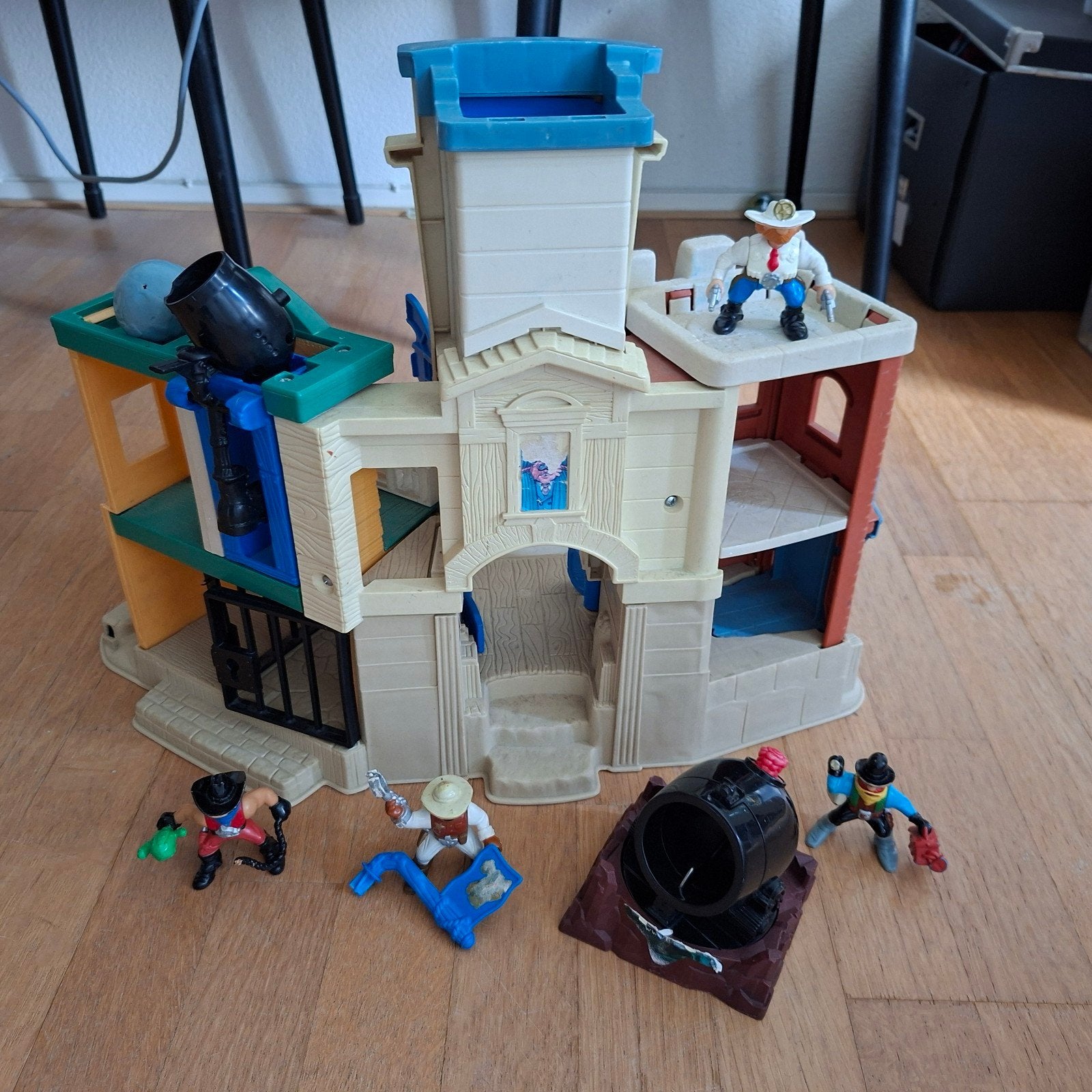 Fisher-Price Western Fort met figuren en accessoires, Ophalen, Gebruikt, Jongen of Meisje