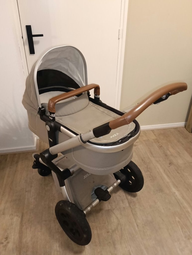Joolz wagen met rieswieg en en zitting - Taupe gekleurd, Gebruikt, Luchtbanden, Combiwagen, Ophalen