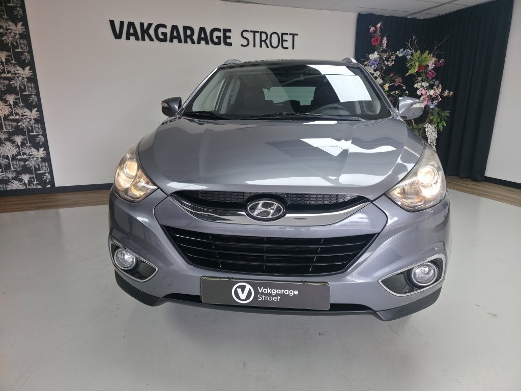 Hyundai ix35 2.0i Business Ed.| el.pano | cruise | trekh | c, Auto's, Hyundai, Gebruikt, Zwart, 4 cilinders, Leder en Stof