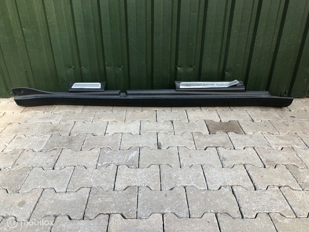 Dorpel rechts dorpelkap mini cooper s r60   51779801888