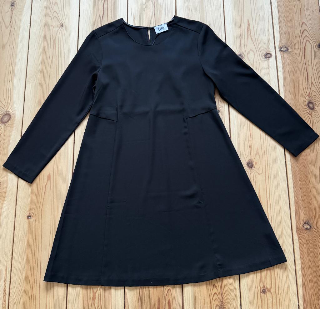 Jurk I SAY - Nakita Dress - Zwart - Large (maat 42 44), Kleding | Dames, Zwart, Maat 42/44 (L), Ophalen of Verzenden, Zo goed als nieuw