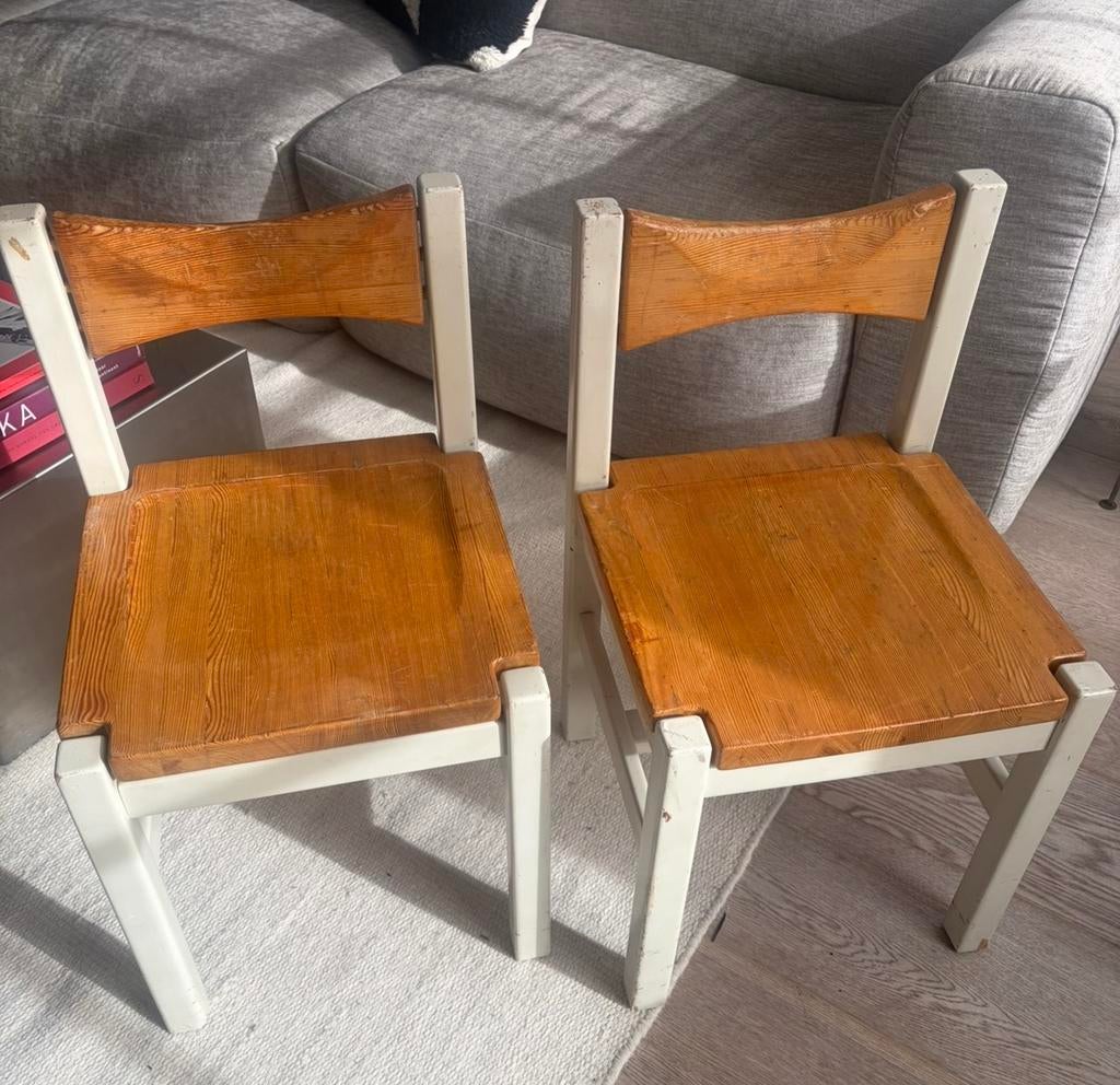 llmari Tapiovaara / Laukaan Puu grenenhout stoeltjes, Huis en Inrichting, Stoelen, Gebruikt, Twee, Bruin, Ophalen of Verzenden