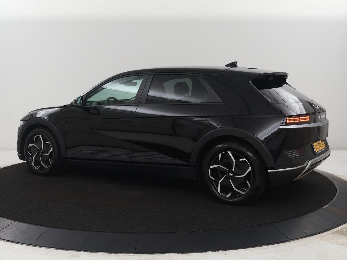 Hyundai Ioniq 5 Connect 77.4 KWH | SOH 94,3% | Leder | Stuur, Auto's, Achterwielaandrijving, Gebruikt, Leder en Stof, Zwart