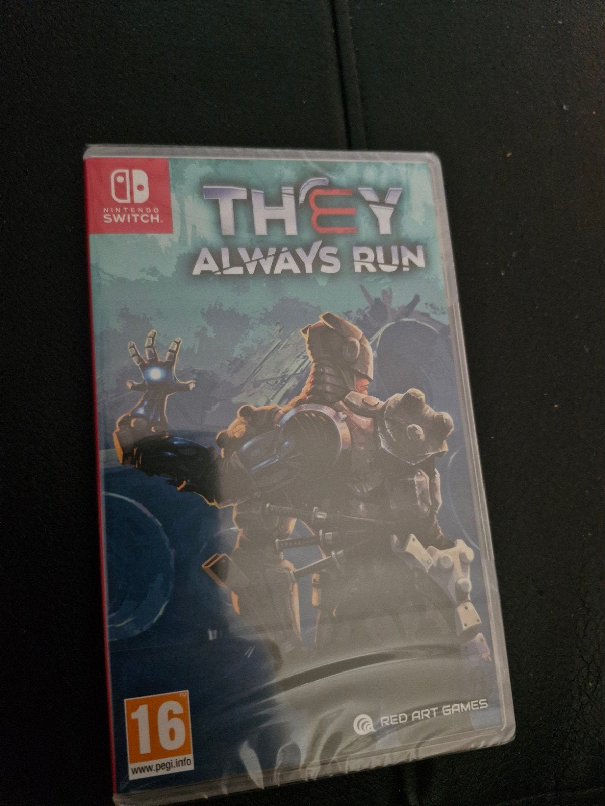 they always run, Ophalen, 1 speler, Racen en Vliegen, Zo goed als nieuw