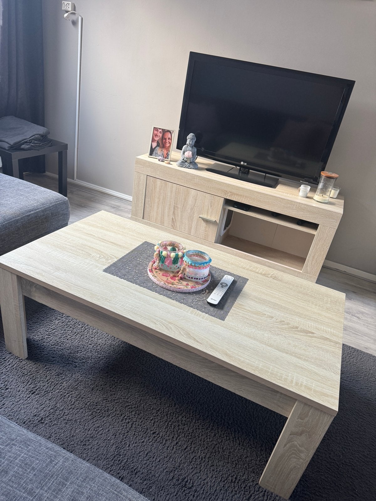Complete woonkamerset: Salontafel, TV-meubel, kast & tafel, Huis en Inrichting, Kasten | Televisiemeubels, Ophalen, 100 tot 150 cm