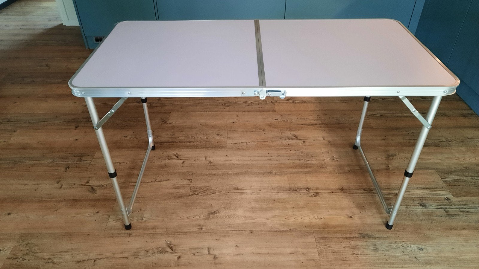Opvouwbare campingtafel 120x60 cm - Nieuw in doos, Caravans en Kamperen, Kampeermeubelen, Ophalen of Verzenden, Nieuw, Campingtafel