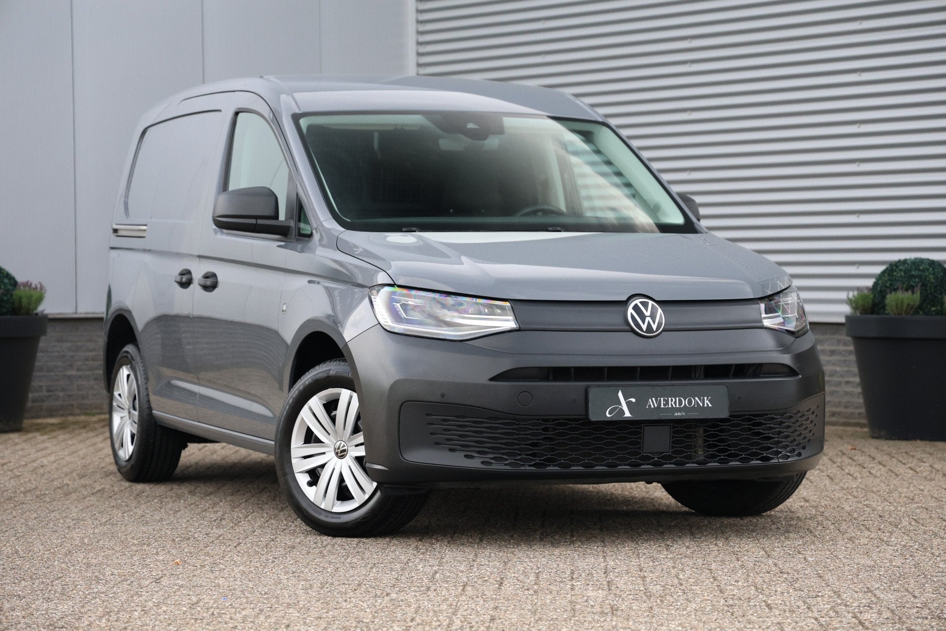 Volkswagen Caddy Cargo 1.5 TSI Style Automaat Led|Cam|Stoelv, Dealer onderhouden, Stof, 4 cilinders, 116 pk