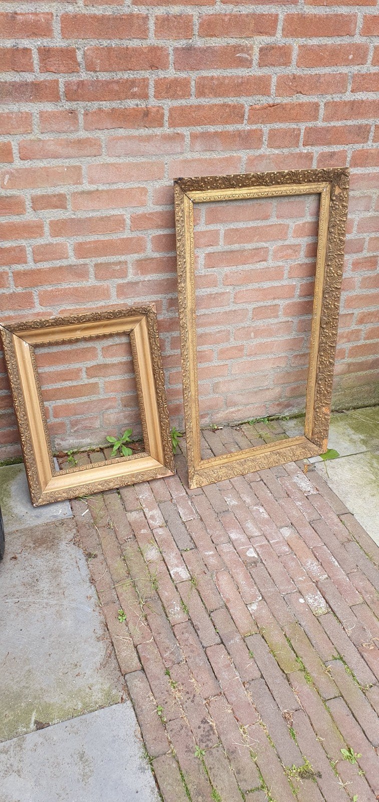 Set van 2 Antieke Goudkleurige Lijsten - Diverse Maten, Ophalen, Gebruikt, Hout