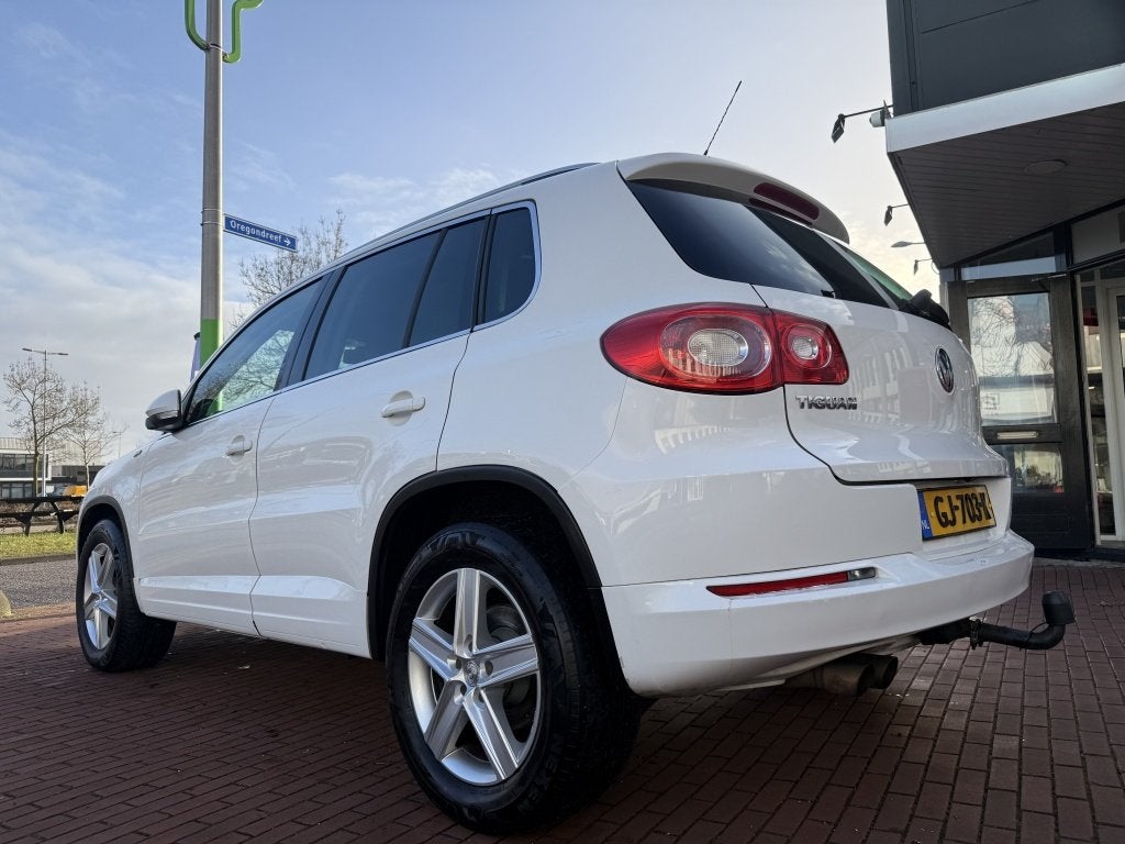 Volkswagen Tiguan 1.4 TSI Sport&Style 4Motion | trekhaak |, 13 km/l, Gebruikt, 4 cilinders, Wit