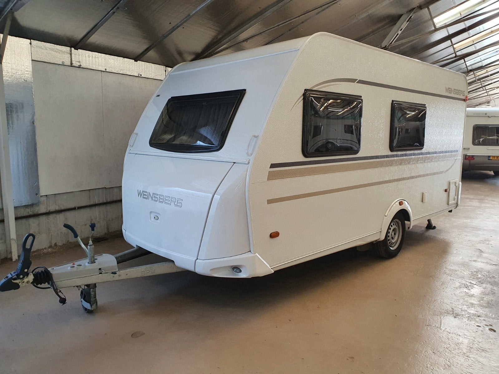 Weinsberg Caraone 420 QD (incl. inboedel)