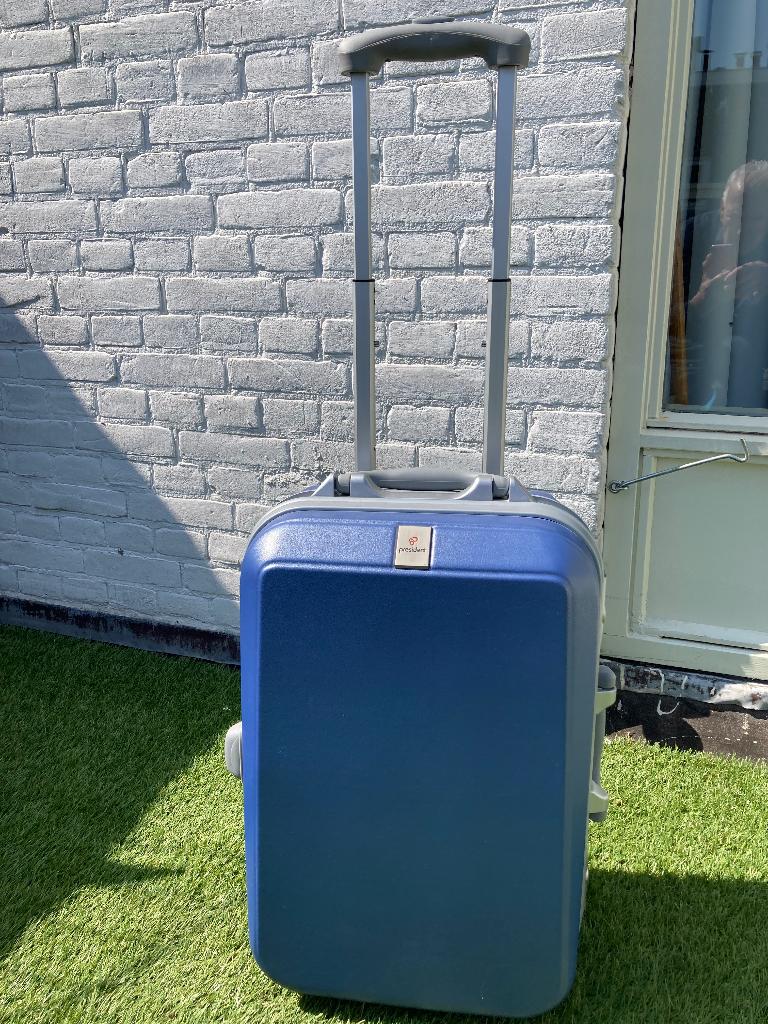 Rolkoffer cabineformaat, Sieraden, Tassen en Uiterlijk, Koffers, Zo goed als nieuw, Hard kunststof, 50 tot 60 cm, 35 tot 45 cm