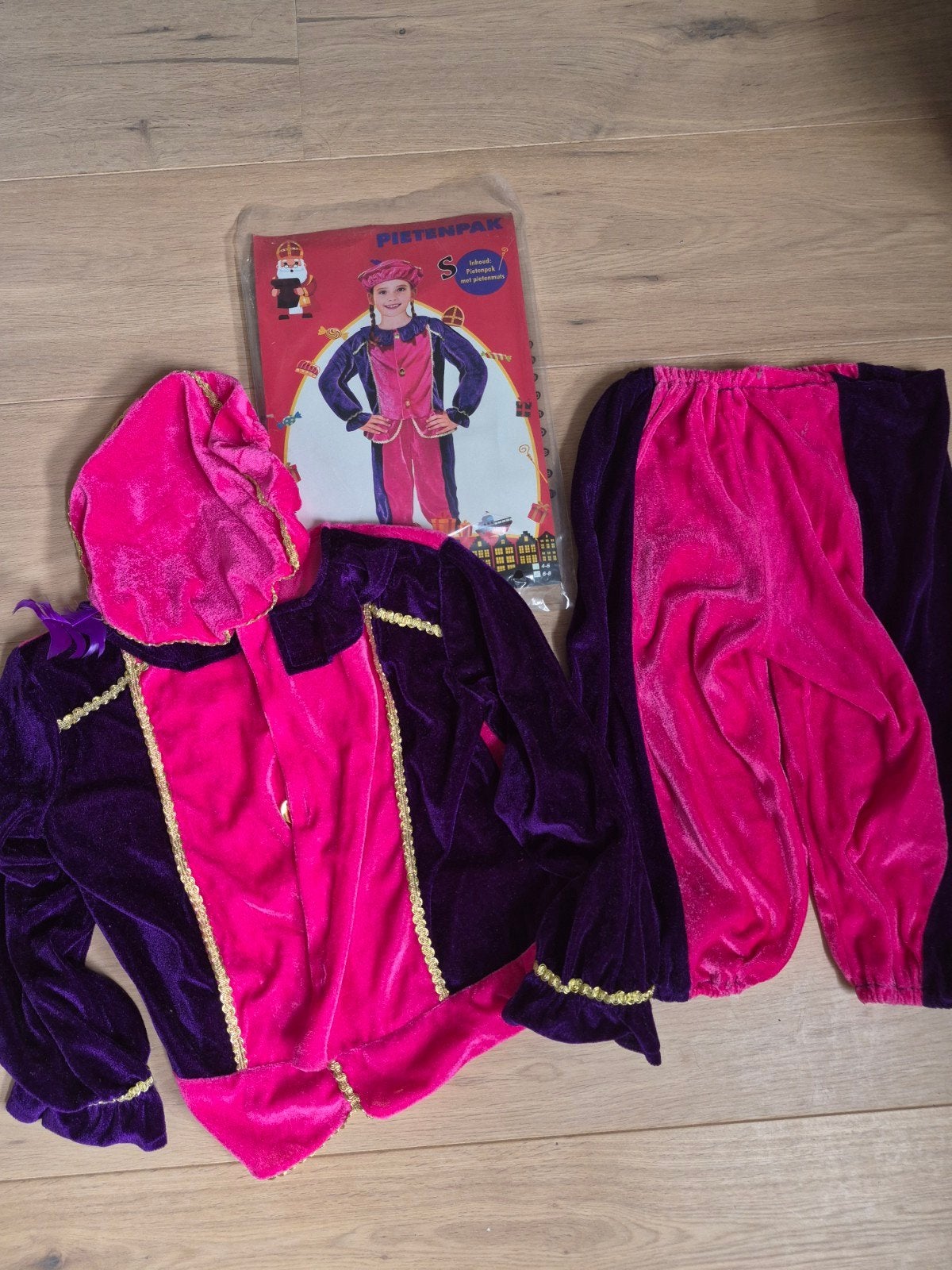 Pietenpakje 6-8 jaar, Ophalen of Verzenden, Gebruikt, 122 t/m 128, Jongen of Meisje