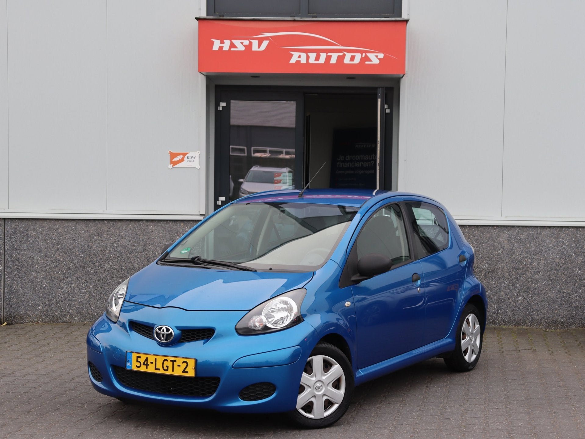 Toyota Aygo 1.0-12V Access airco *apk 10-2027*, Auto's, Voorwielaandrijving, Gebruikt, Startonderbreker, 68 pk