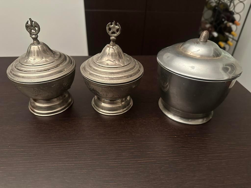 3 metalen tabakspotten, Ophalen of Verzenden, Gebruikt