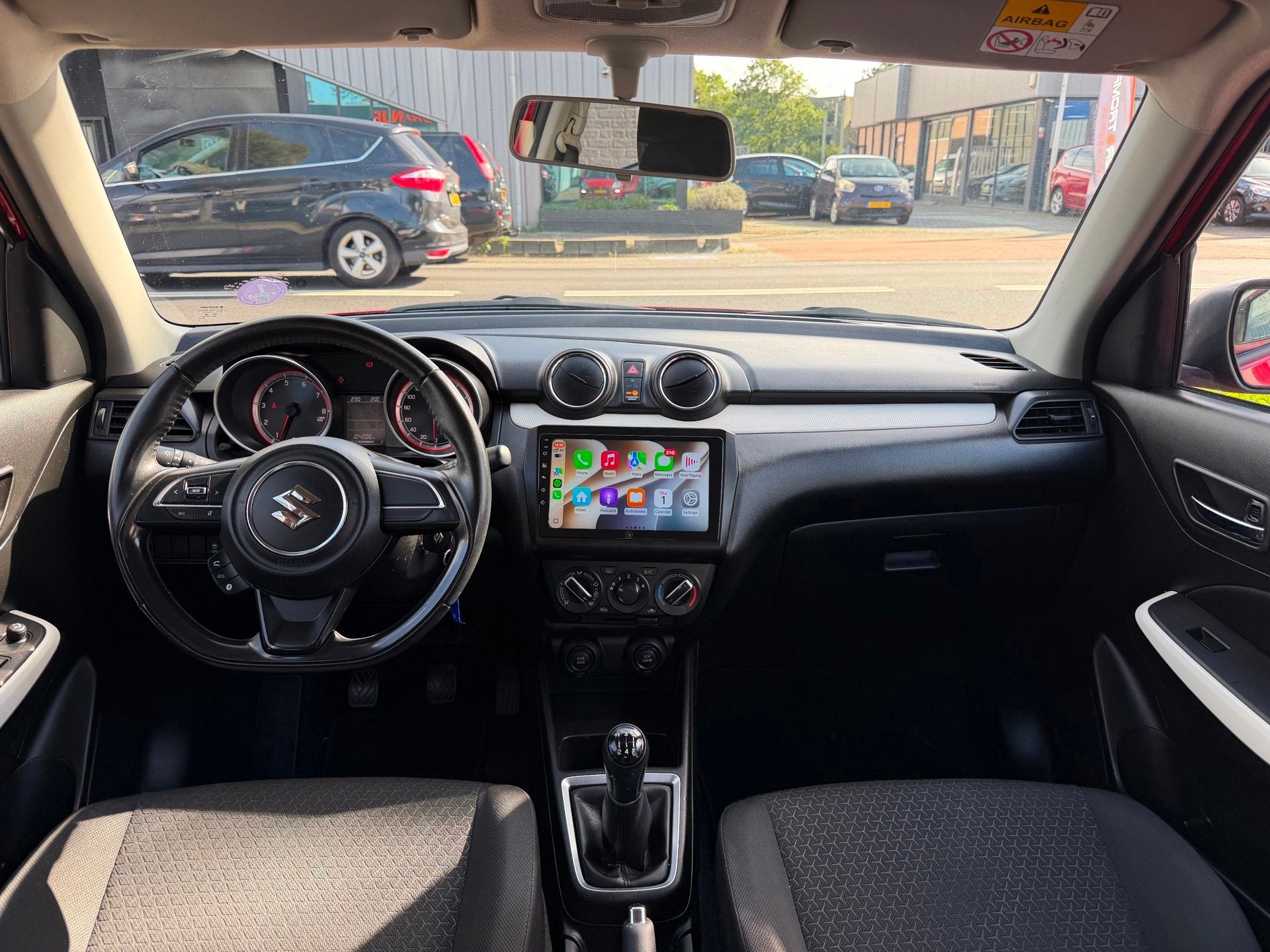 Suzuki Swift 1.2 Comfort /Airco/Navi/Carplay/Nap/Nieuw Apk/6, Dealer onderhouden, Gebruikt, 4 cilinders, 400 kg