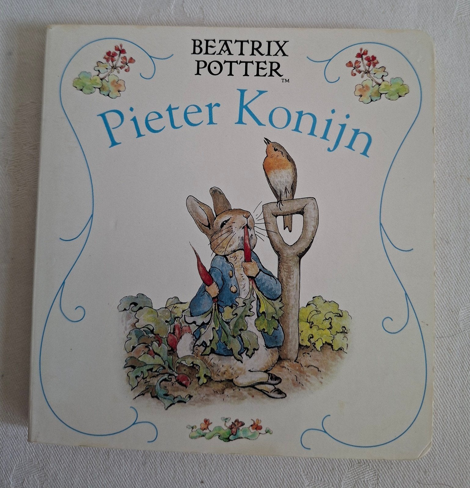 Pieter Konijn van Beatrix Potter ( dik kartonnen boekje), Ophalen of Verzenden, Beatrix Potter