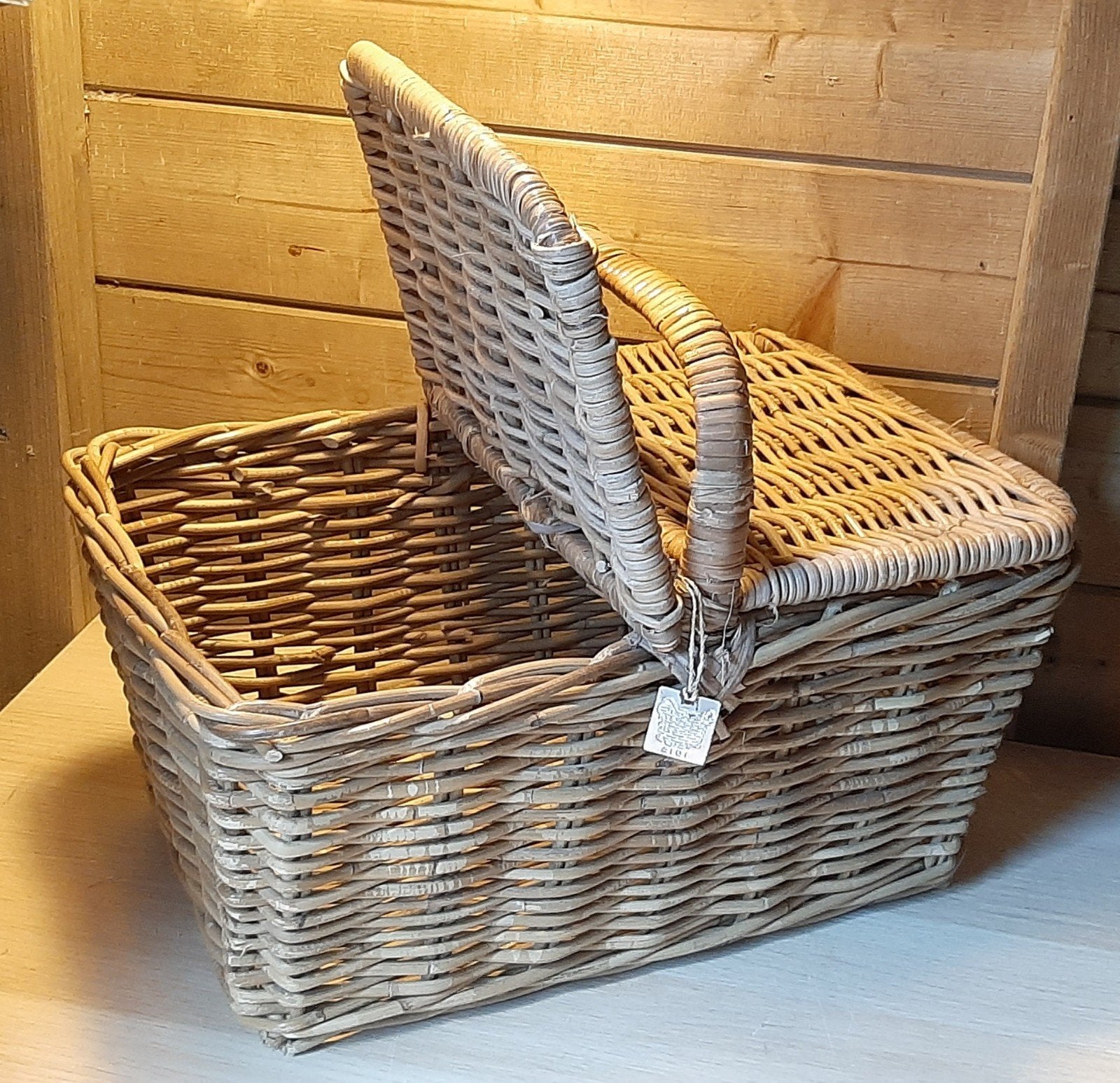 Grote dichte rotan (picknick) mand. Nieuw!, Ophalen of Verzenden, Nieuw